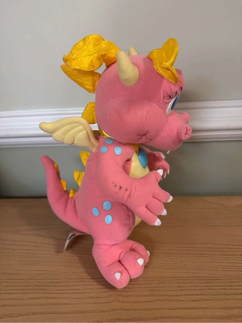 Vintage 1999 Dragon Tales Cassie Talking Light Up Plush Playskool Hasbro 14